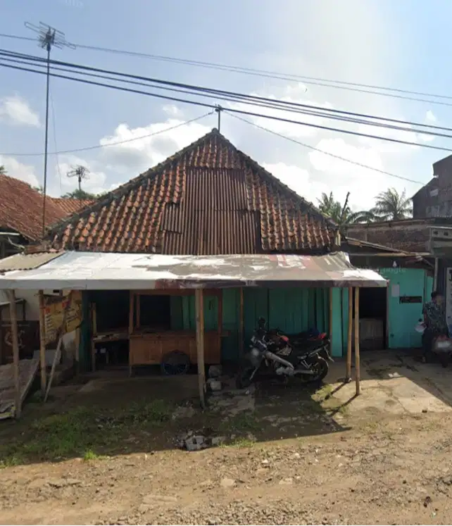 Dijual Rumah SMH Pinggir Jalan Provinsi