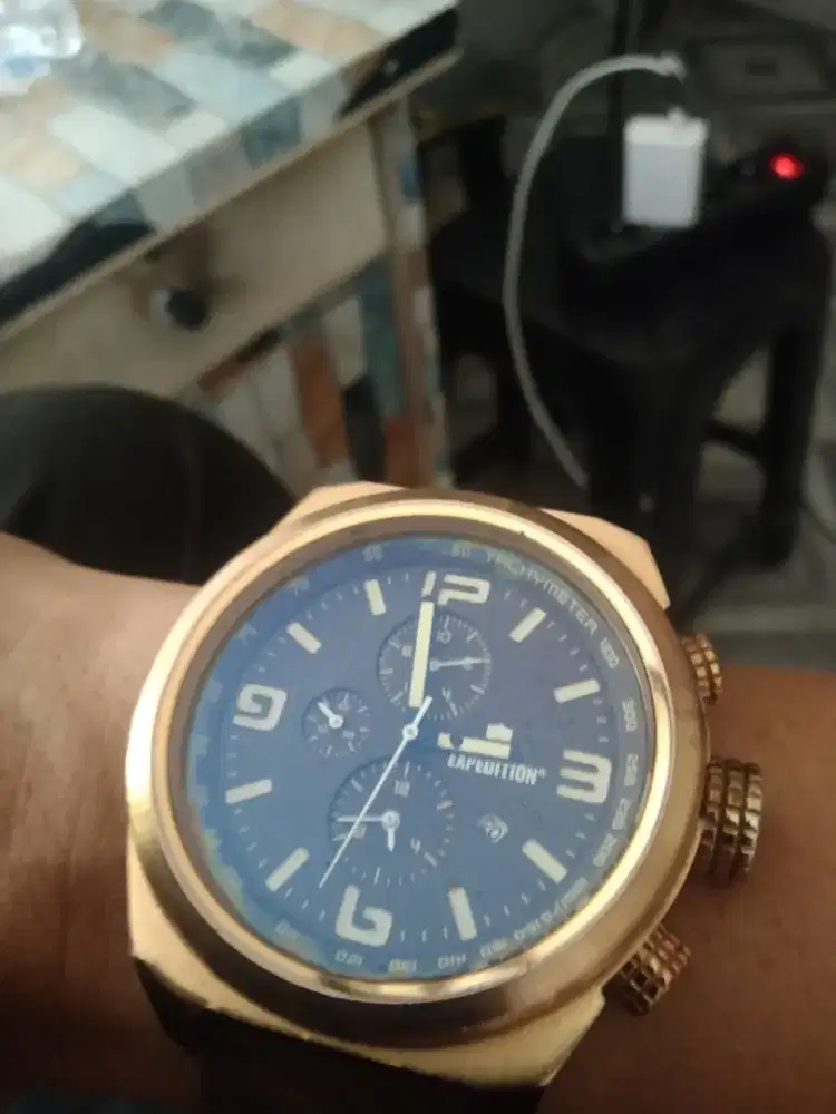 Jam tangan expedition