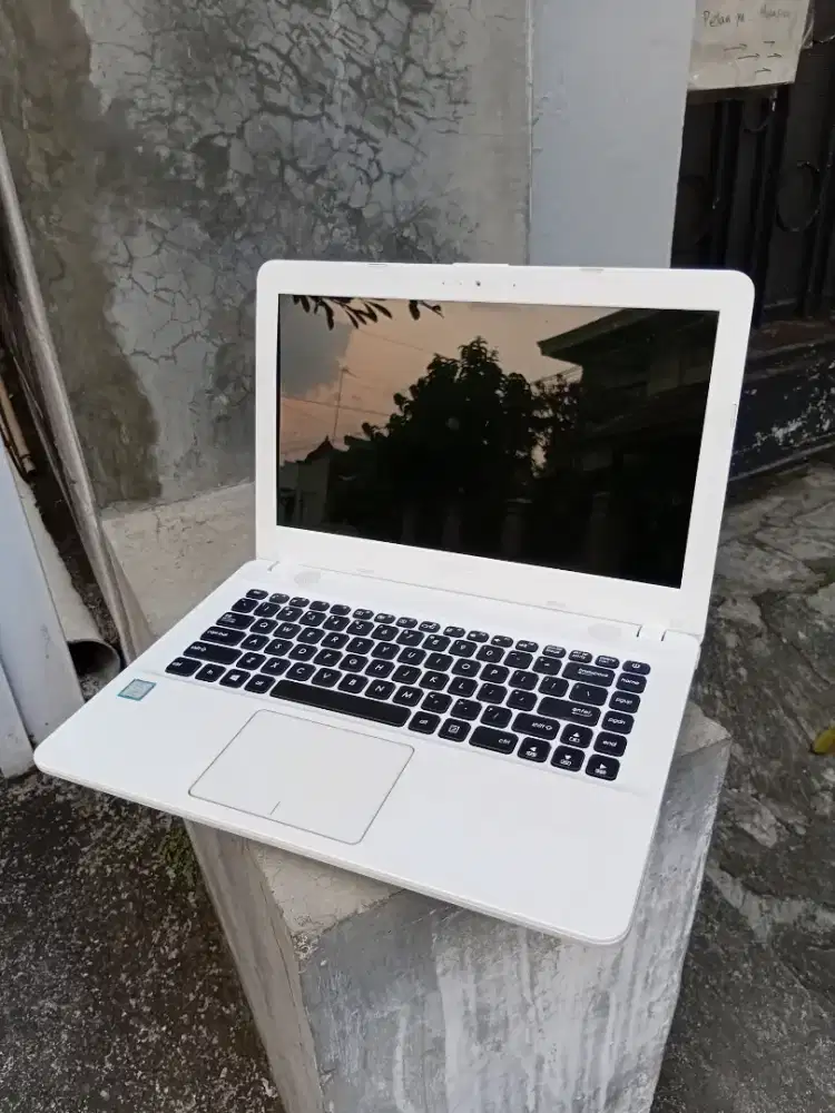 Laptop Asus SSD
