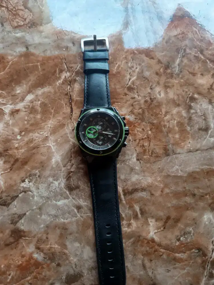 Jam tangan pria expectation