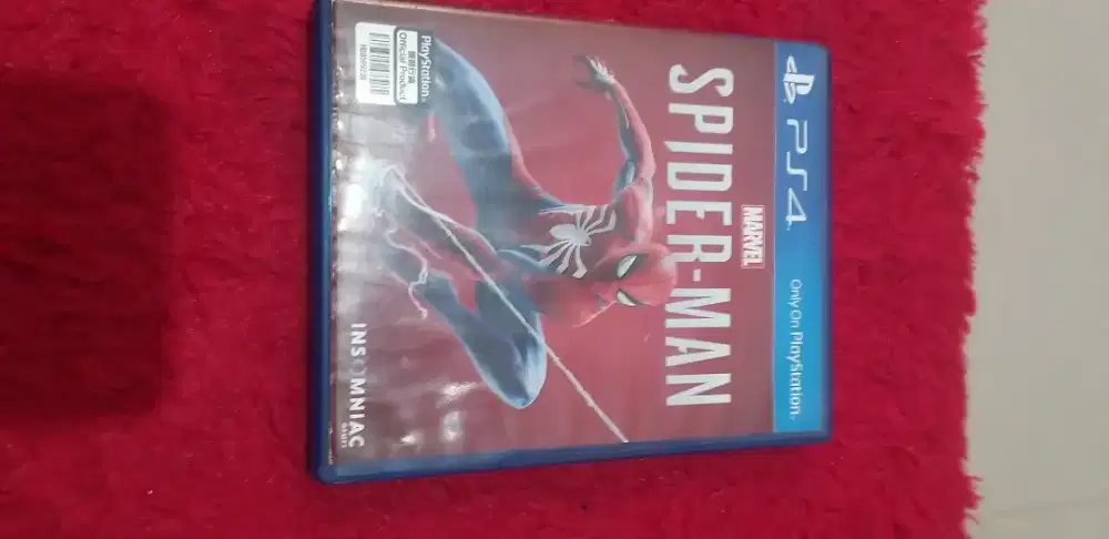 KASET SPIDERMAN PS4