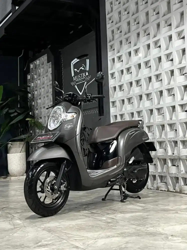 HONDA SCOOPY STYLIST 2019 - Chintia Mustika