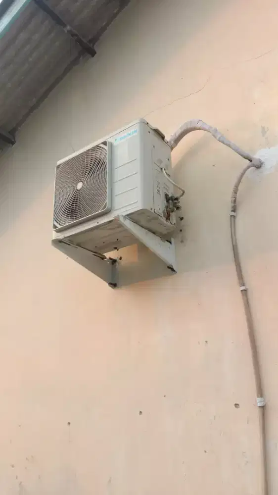 NYARI AC RUSAK SEGALA JENIS