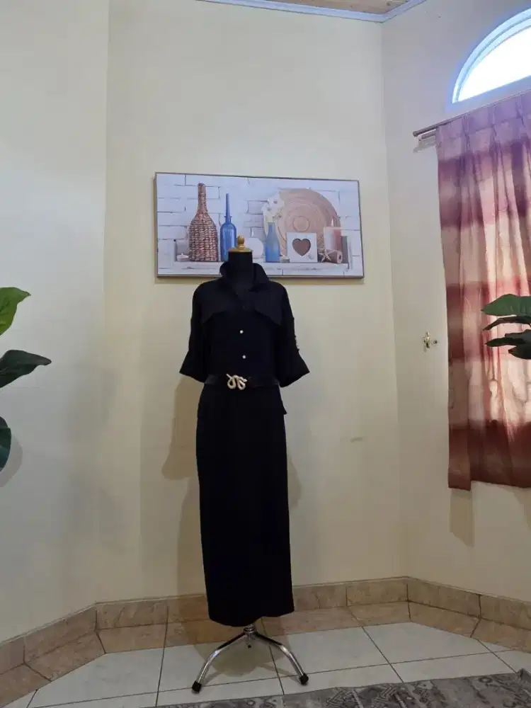black midi dress