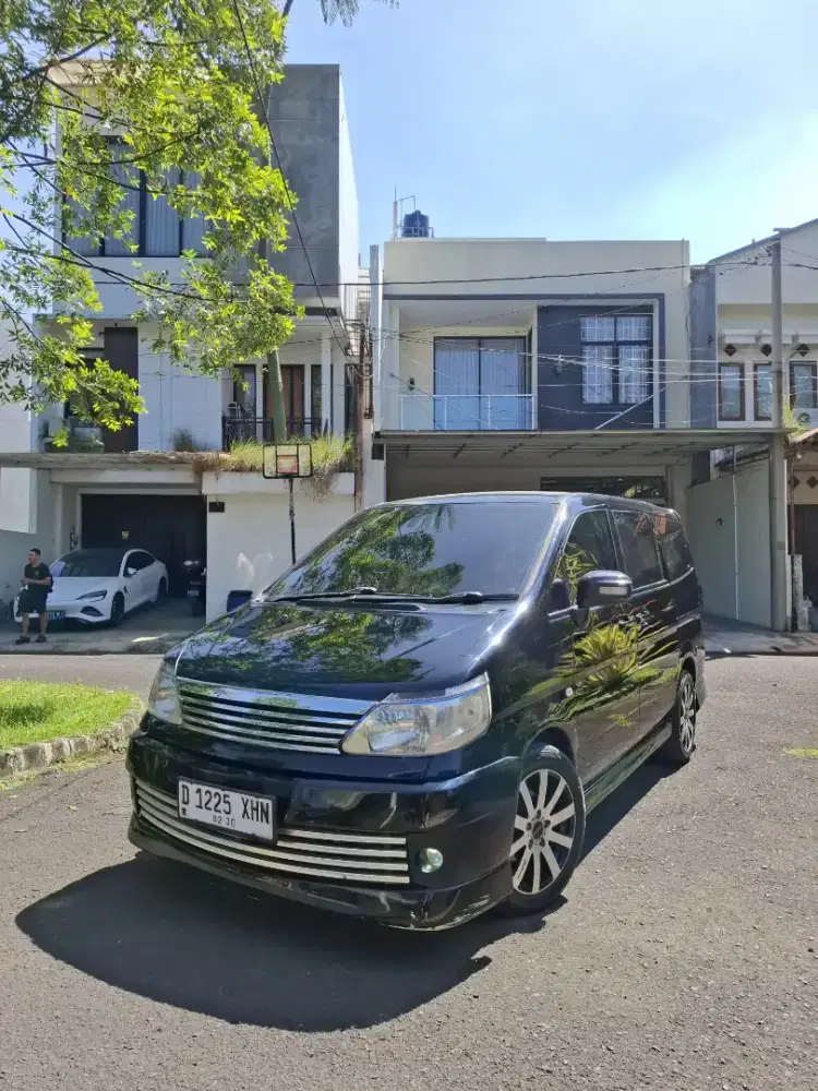 JUAL CEPAT NISSAN SERENA TAHUN 2007