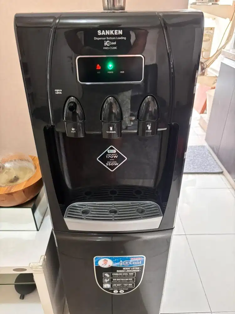 Dispenser Sanken