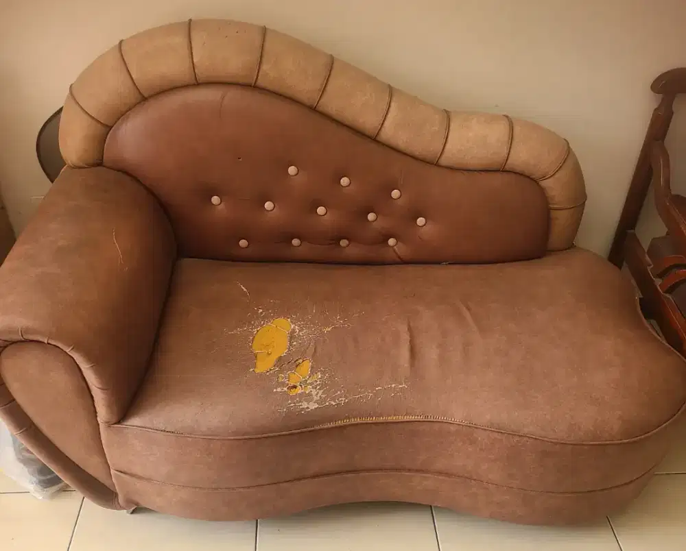 Jual cepat Sofa Panjang coklat