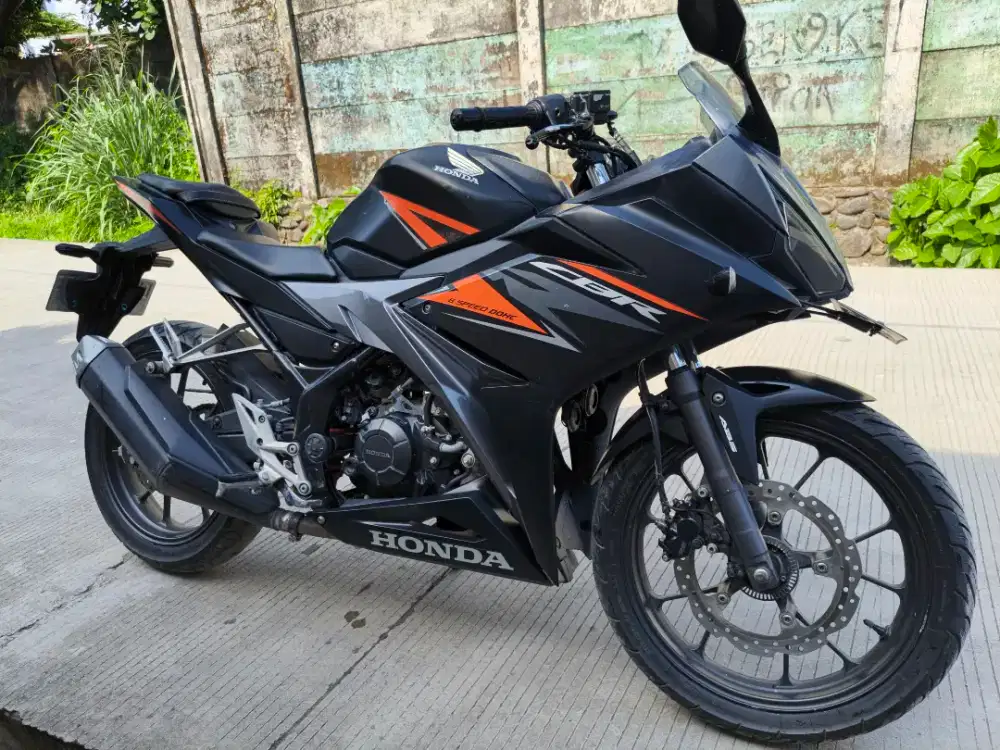 CBR 2019 type ABS