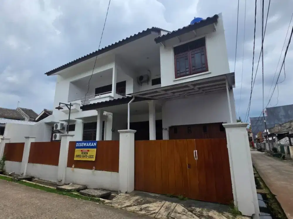 Disewakan Rumah 2 lantai Luas di Masnaga,Bekasi selatan