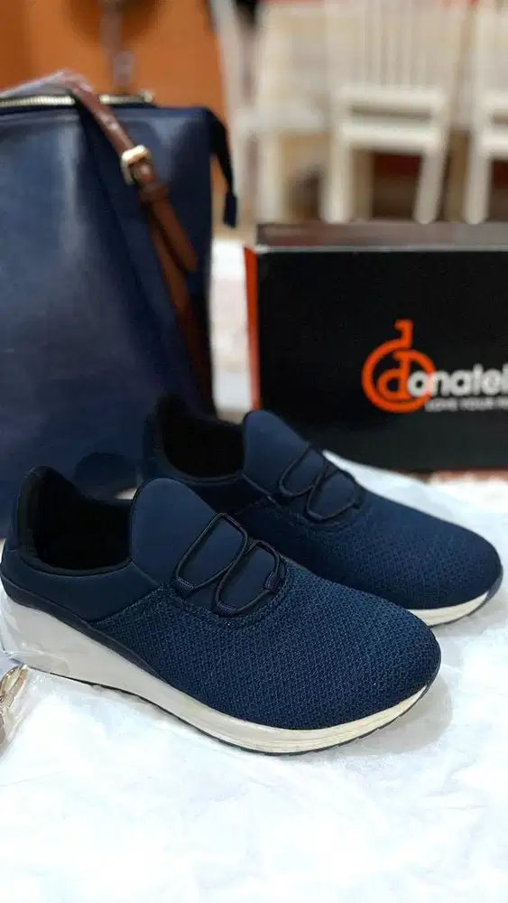 DIJUAL MURAH SEPATU DONATELLO pemakaian sekali size 40