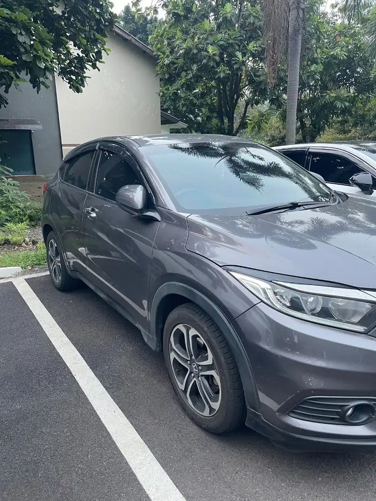 honda hr-v E CVT Facelift  (2018)