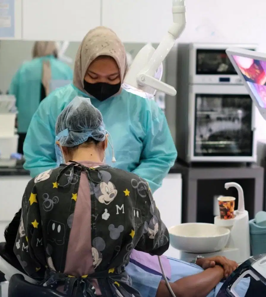 Lowongan Perawat/Asisten Dokter Gigi Karawang Barat