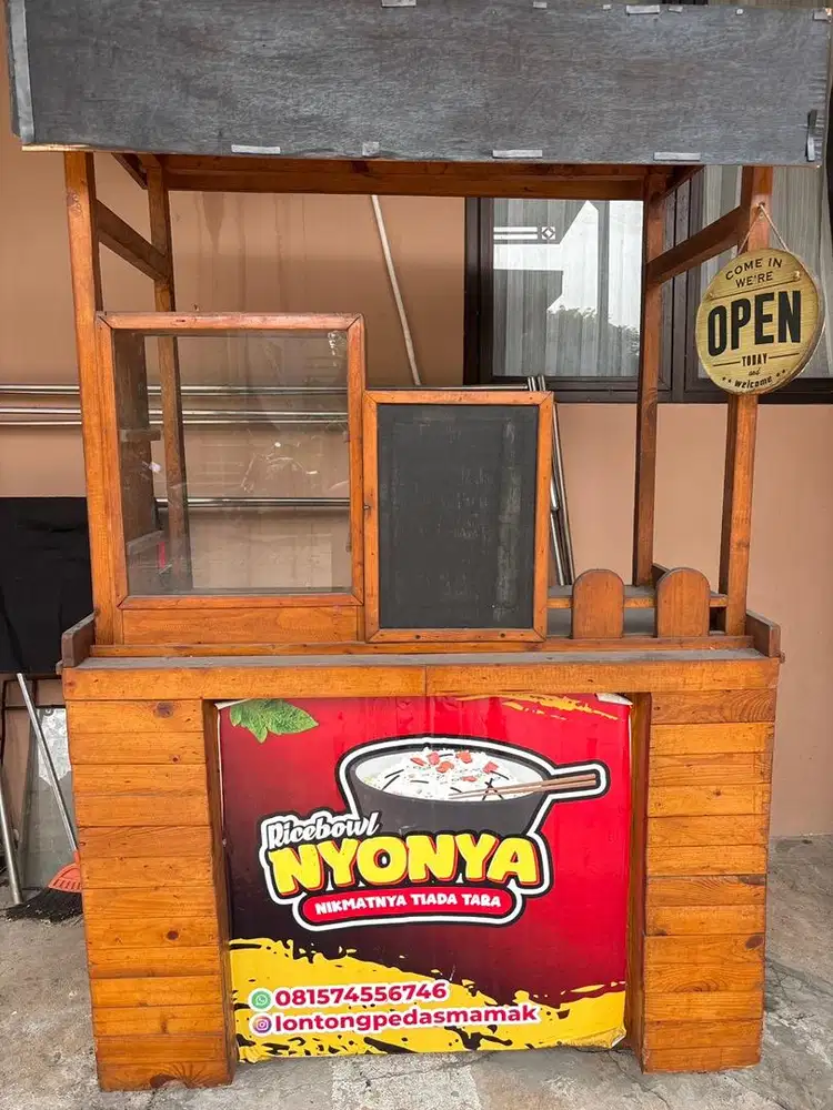 Booth Jualan murah