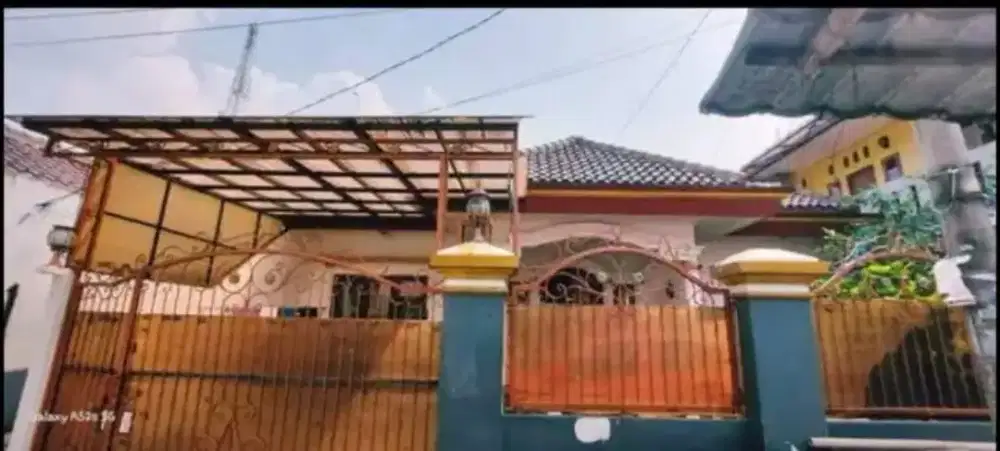 Jual Cepat Rumah + 9 Kontrakan