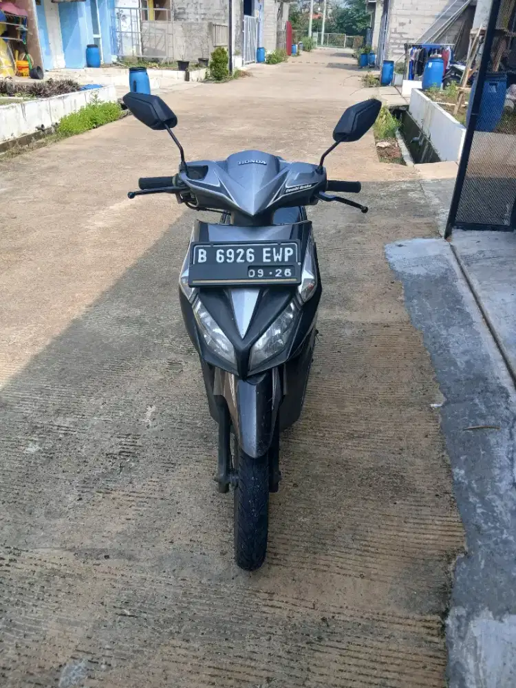 Dijual santai vario techno 110 tahun 2011