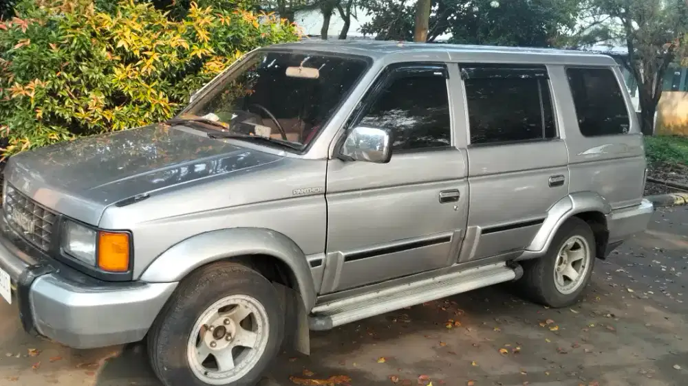 Dijual Isuzu panther