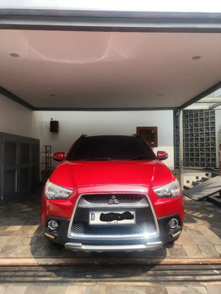 Jual mitsubishi outlander px limited edition 2014