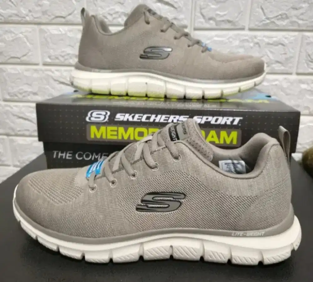 Sepatu Lari Pria