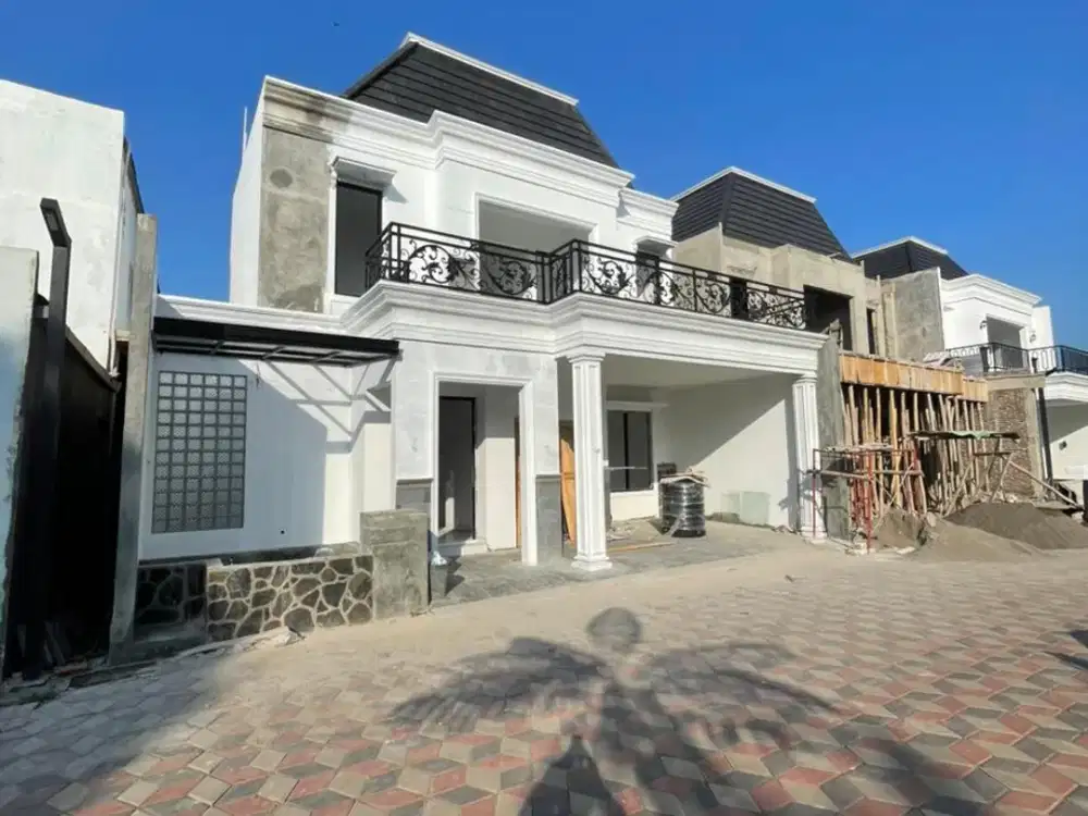 RUMAH DIJUAL DI PERUMAHAN ELIT PATI TYPE AMERICAN CLASSIC 2 LANTAI
