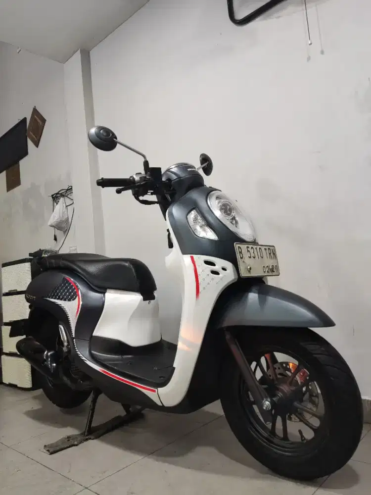 Scoopy Sporty 2024 / 2025 Mulus Plat Jakarta Orisinil ABBA