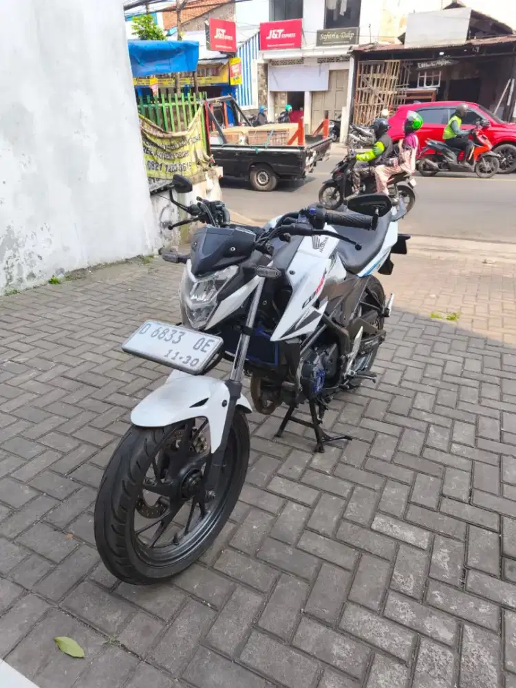 Honda cb 150 r 2015 mulus