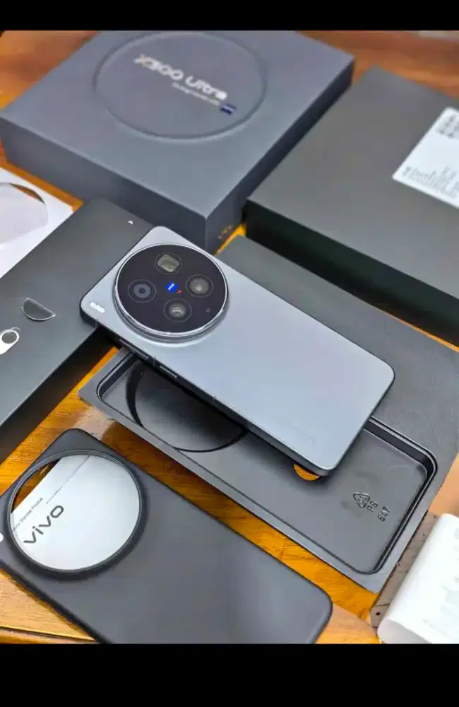 Vivo X300 Ultra.. Cicilan 0% syarat KTP aja, cashback up too 3jt