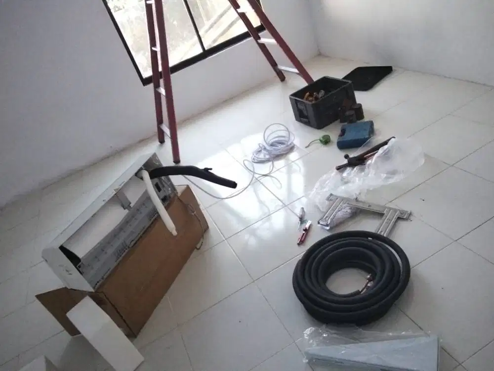 Service AC & instalasi listrik