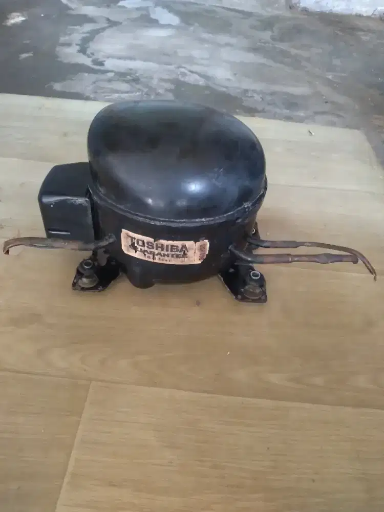 Mesin compresor kulkas 1 pt
