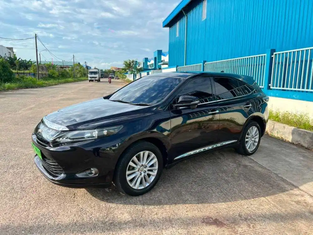 TOYOTA HARRIER AT 2015