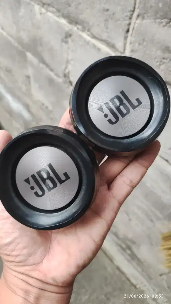 Passive bass radiator jbl charge 3
