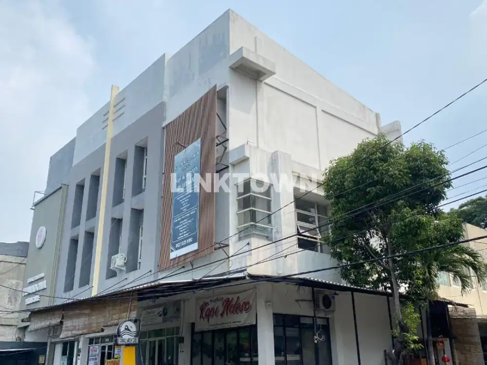 Disewakan Ruko 3 Lantai Strategis di Dukuh Kupang Surabaya Barat