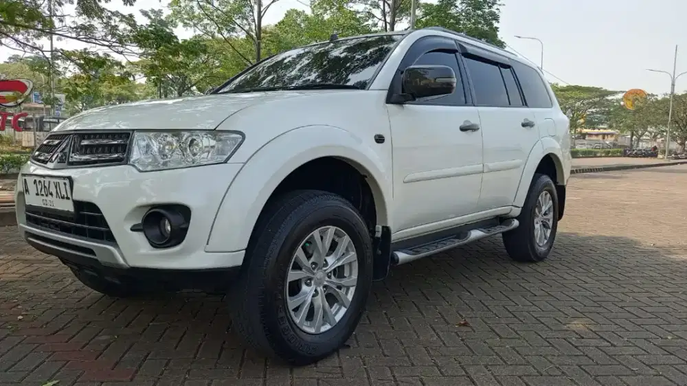 Mitsubishi Pajero sport Exceed At tahun 2014