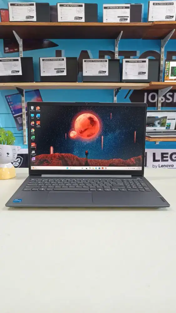 Laptop bekas Lenovo V14-G4IRL intel Core i5-Gen13, Ram 8 GB