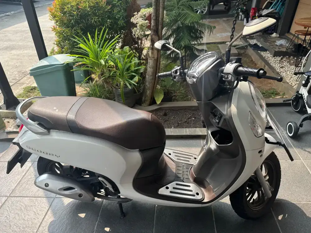 Honda Scoopy Prestige White 2022