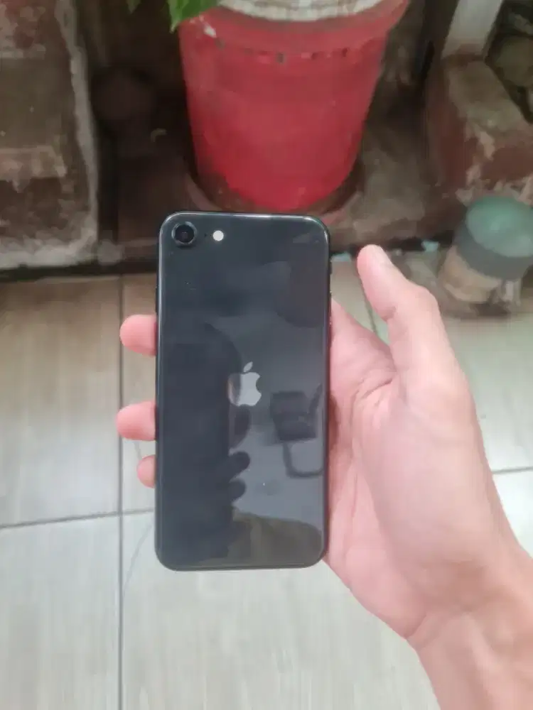 Jual iPhone SE 2020 X/A 128gb