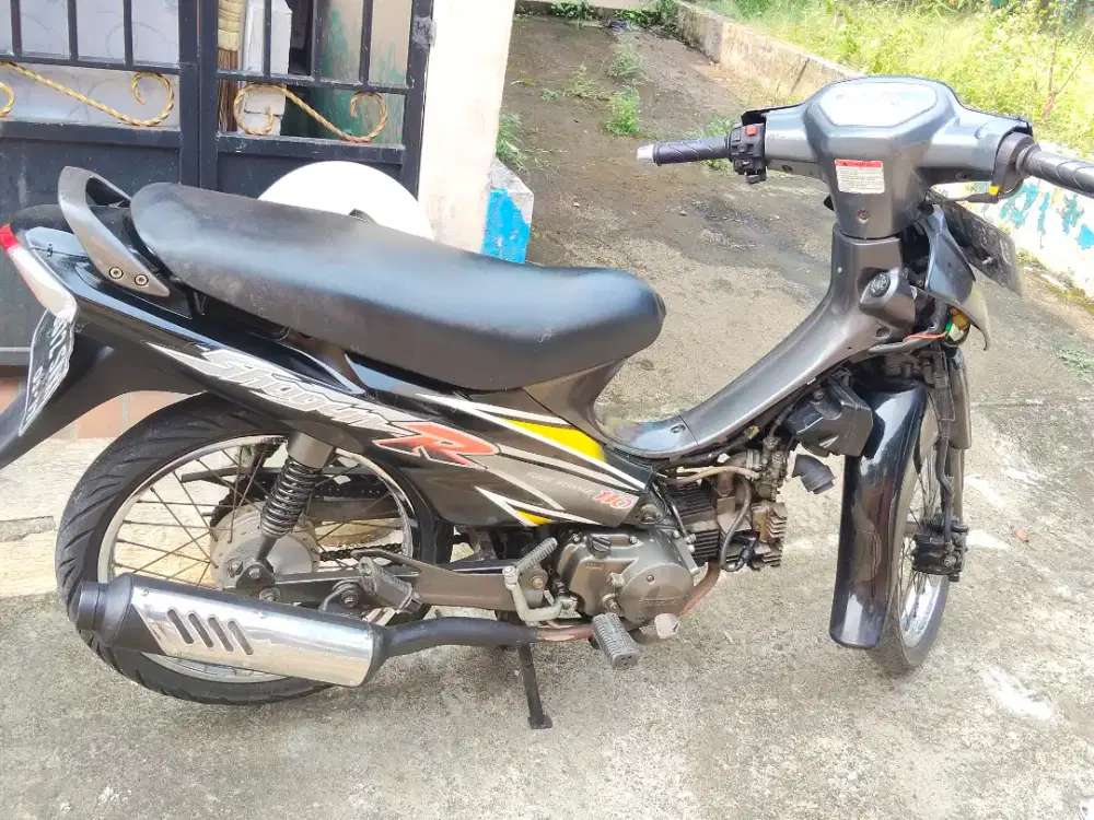 Suzuki Shogun R 110