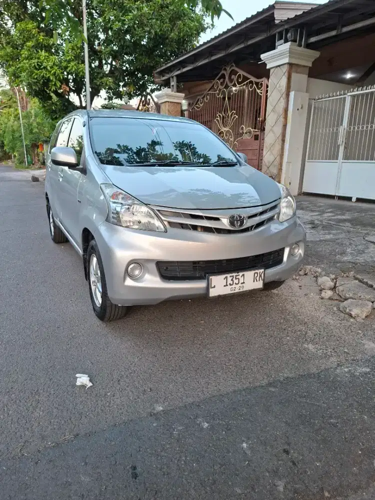 Di jual avanza type E 2014