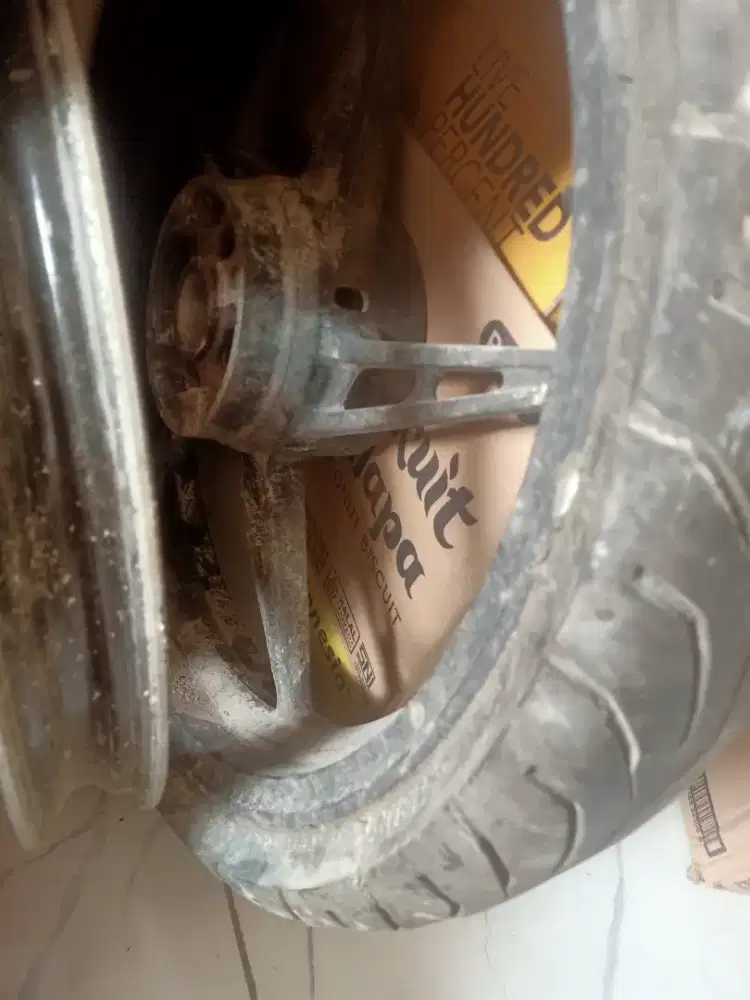Felg motor Jupiter MX 135 ori
