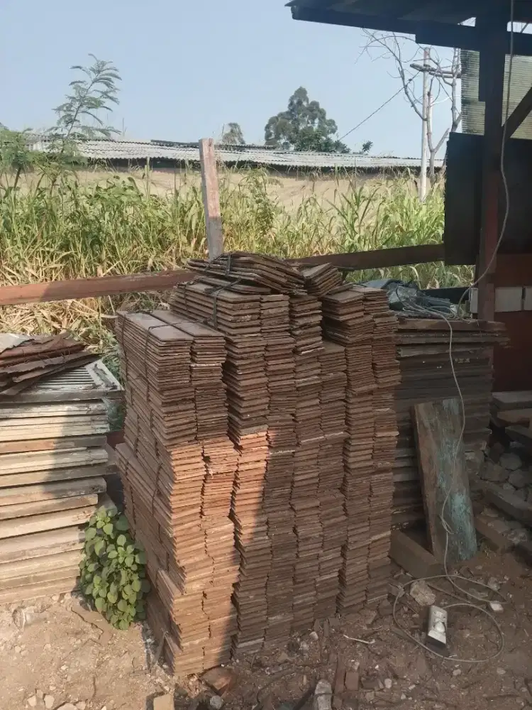 Parket kayu jati lebar : 9 cm panjang 60 sampai 90 cm