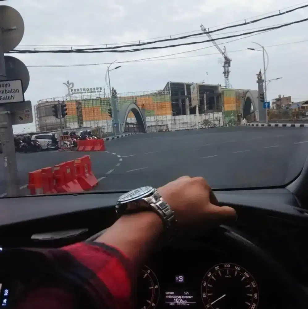 Cari pekerjaan driver pribadi maupun pengiriman barang