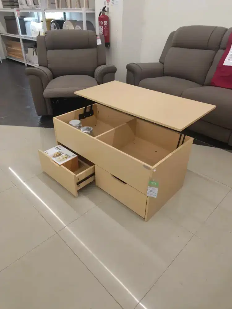 Meja storage minimalis