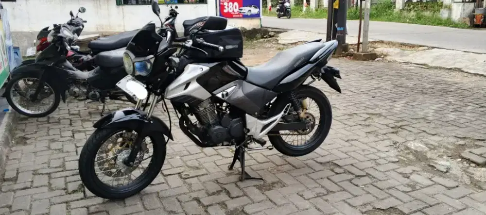 FOR SALE honda Tiger Revo pece 2010- Good
Condition!!!