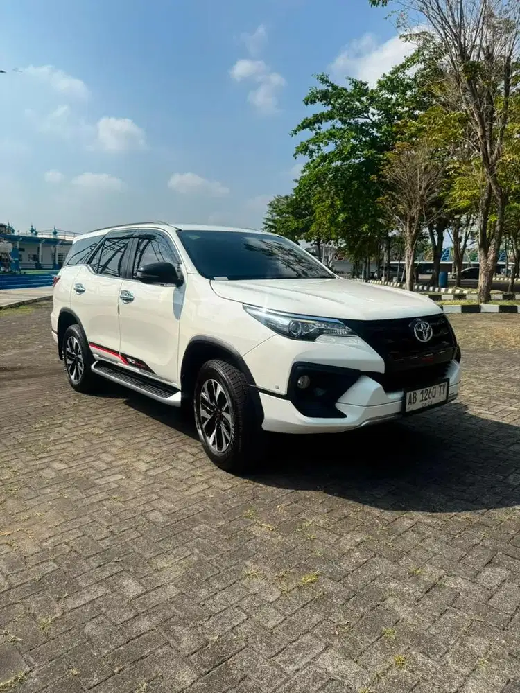 Fortuner trd metic diesel