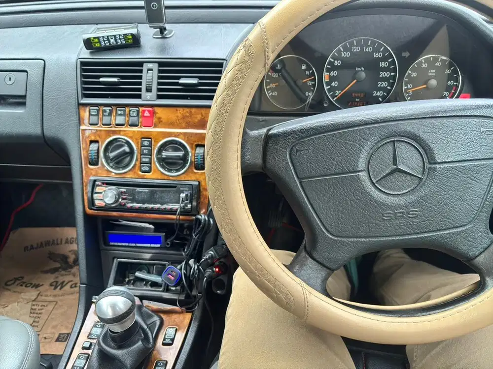 Dijual mercy C200 thn 95, pajak hdp Des, kaleng 2030