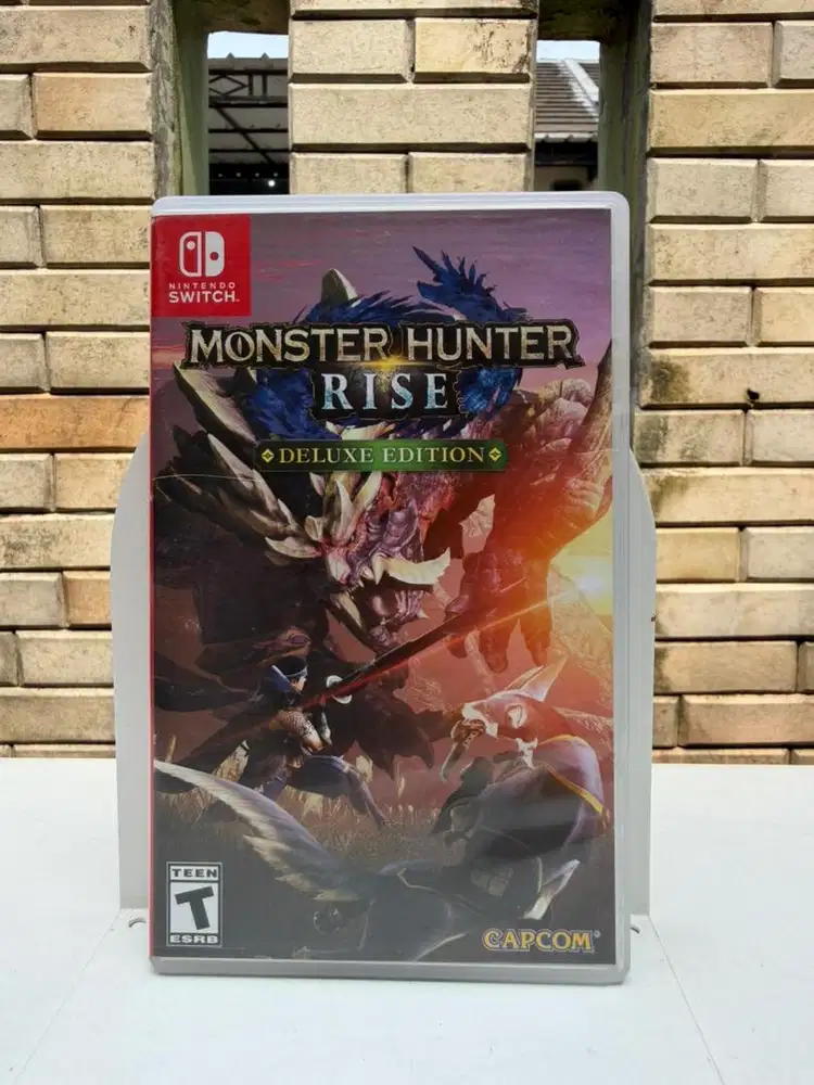 Nintendo Switch Game: Monster Hunter Rise Deluxe Edition