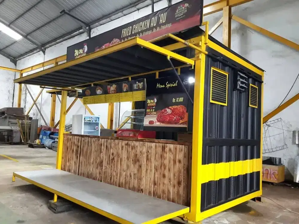 Booth container/stand custom.