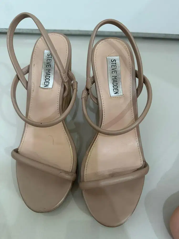 Wedges preloved