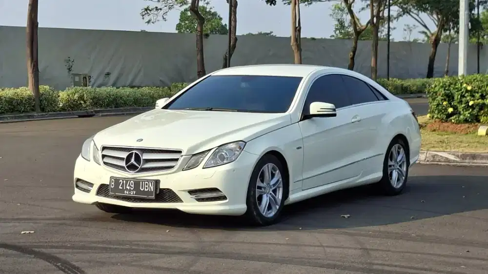 [Km 50k] Mercedes E200 Coupe 2011