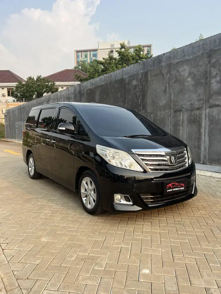 Toyota alphard 2.4 G AT 2014 hitam, mulus, terawat