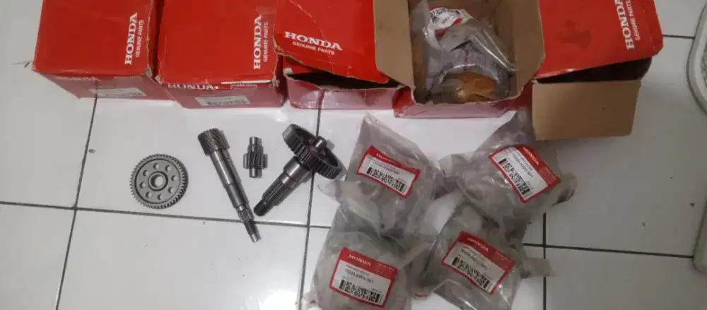 jual cepet gear rasio assy KVY sama KZL sama pump assy water KWN
Baru